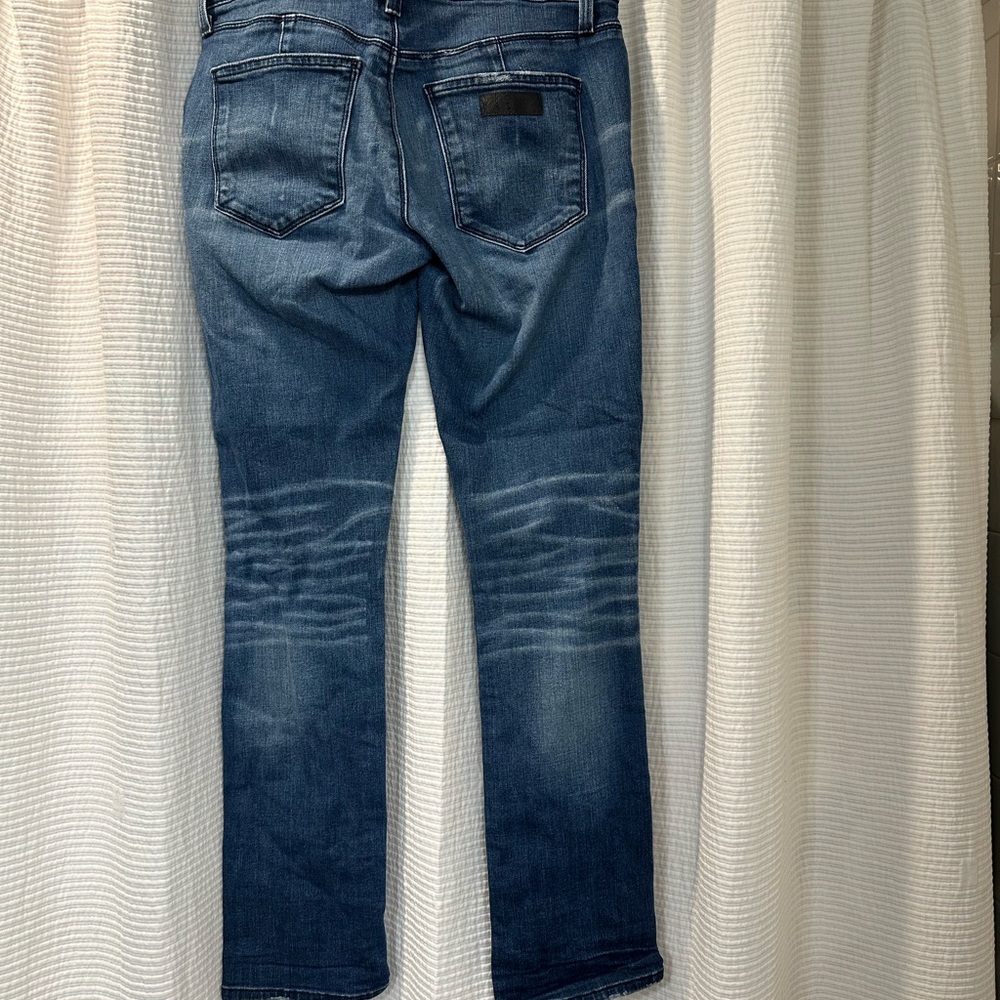 Womans Denim Slim Jeans
